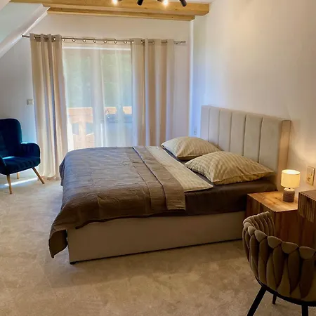 Willa Dream House - *